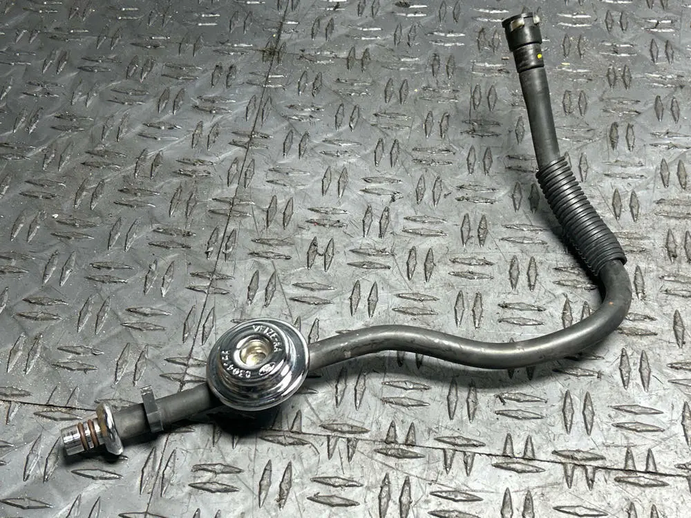 2003-04 Ford Mustang Svt Cobra Oem Fuel Dampener 255 2