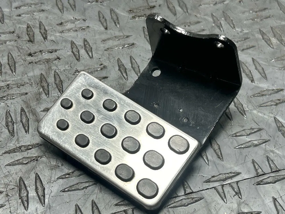 2003-04 Ford Mustang Svt Cobra Oem Dead Pedal 255 1