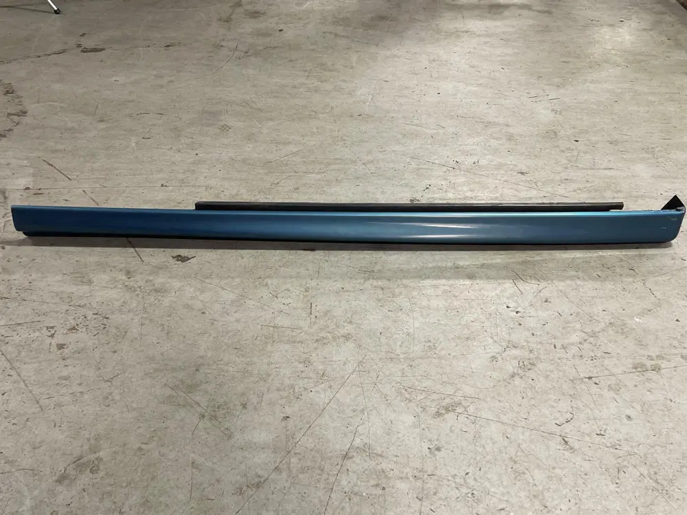 2004 Pontiac Gto Pass. Rh Side Skirt/Rocker Panel- Barbados Mica Metallic 280 1