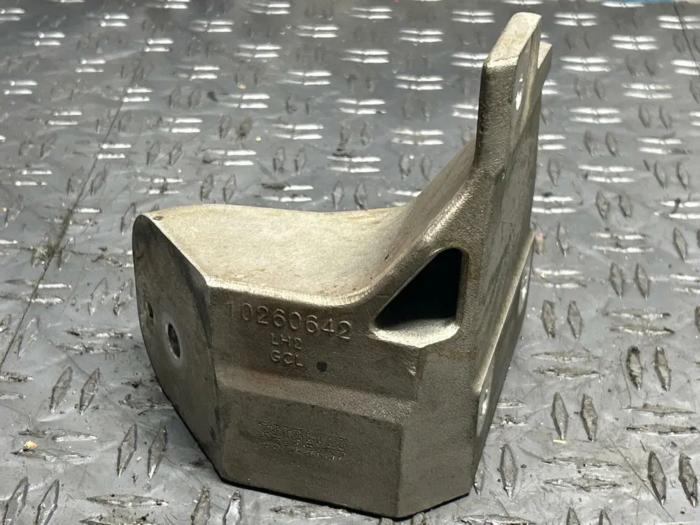 2004-06 Pontiac Gto Pass. Rh Motor Mount- No Hardware, For 5.7L Ls1 280 1