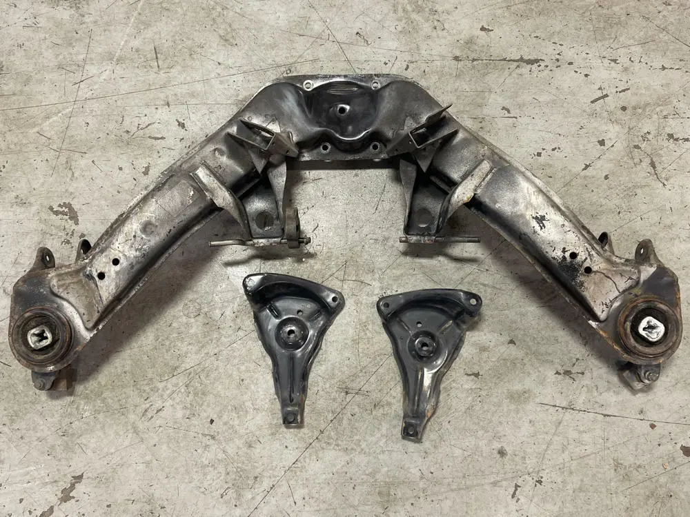 2004-06 Pontiac Gto Irs Cradle/Subframe 280 1