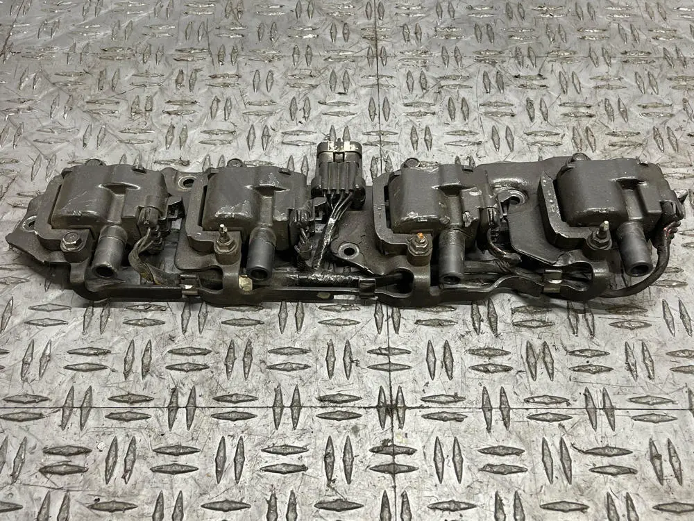2004 Pontiac Gto Oem Passenger Rh Coil Pack Assembly- For Ls1 5.7L 280 1