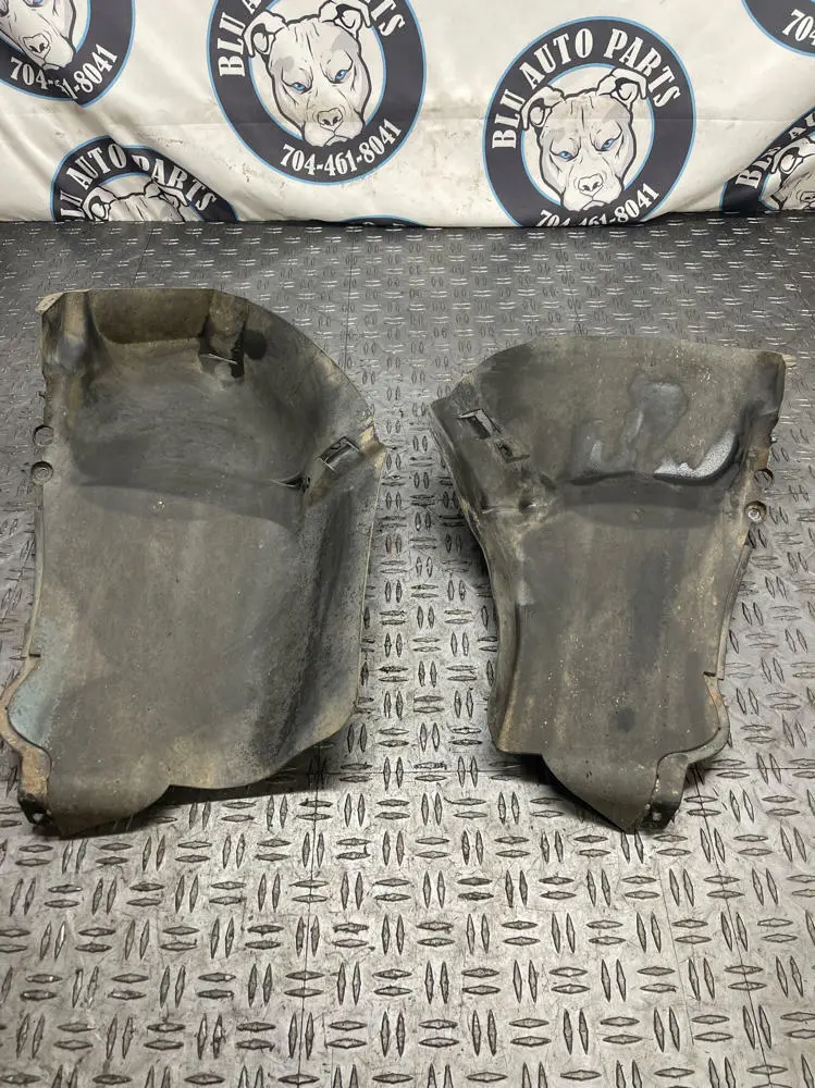 2004-06 Pontiac Gto Rear Wheel Well Splash Guards Pair- Lh/Rh 280 1