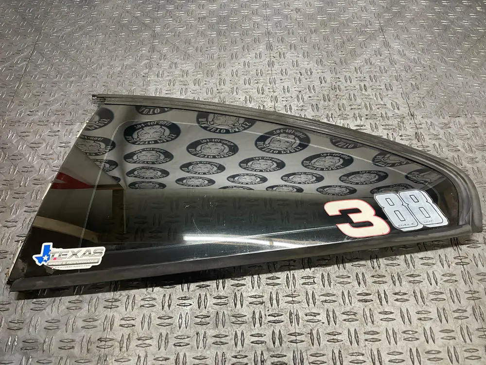 2004-06 Pontiac Gto Driver Lh Quarter Panel Glass Window 280 1