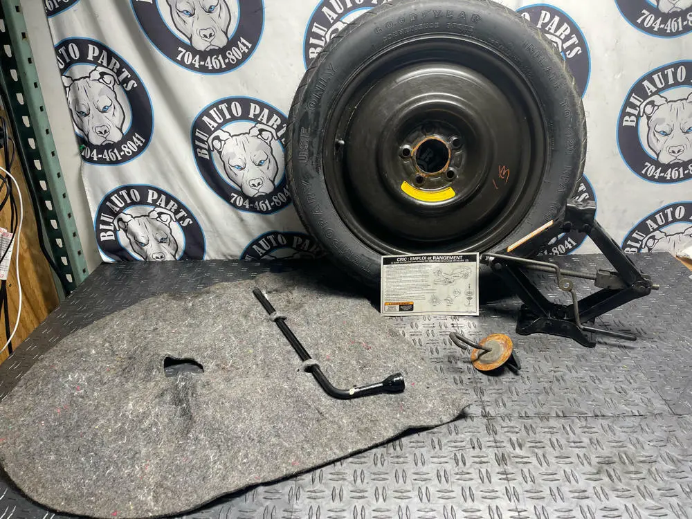 2003-04 Ford Mustang Svt Cobra 17" Spare Tire Kit- Complete 286 1