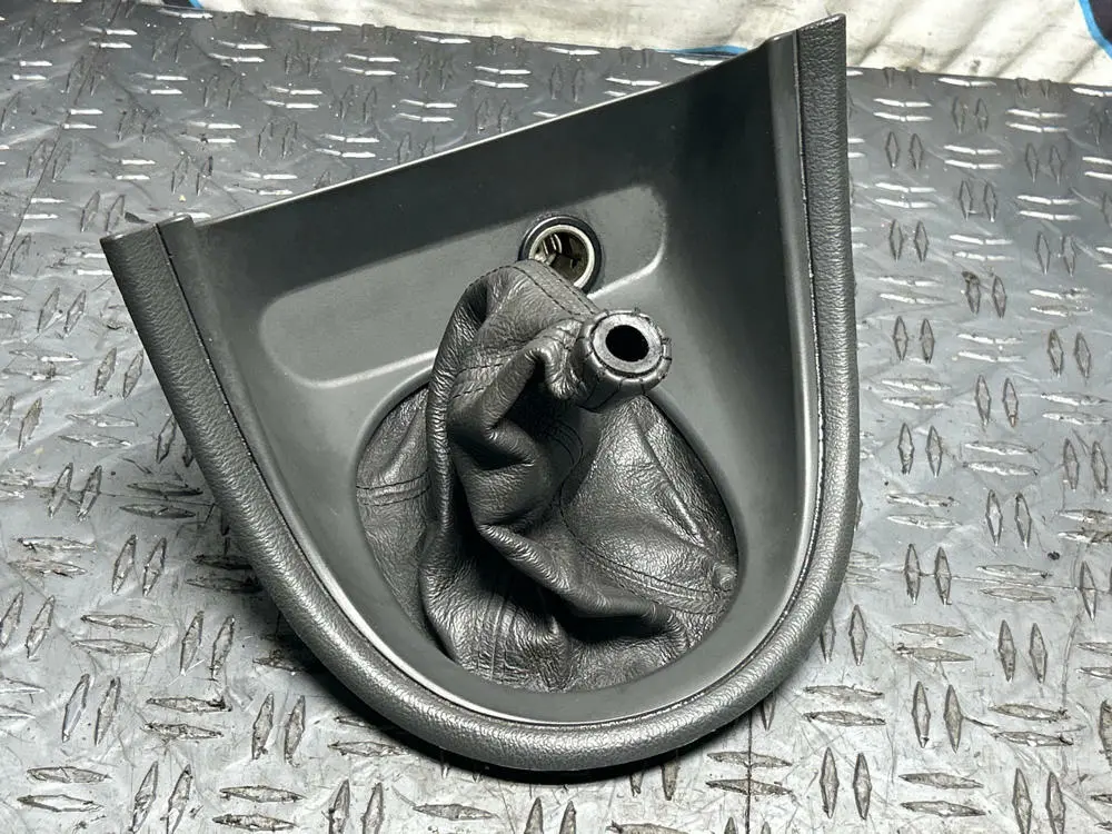 1999-04 Ford Mustang Oem Shifter Boot & Bezel- Dark Charcoal 286 1