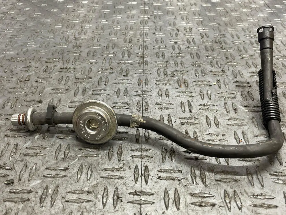 2003-04 Ford Mustang Svt Cobra Oem Fuel Dampener 286 1