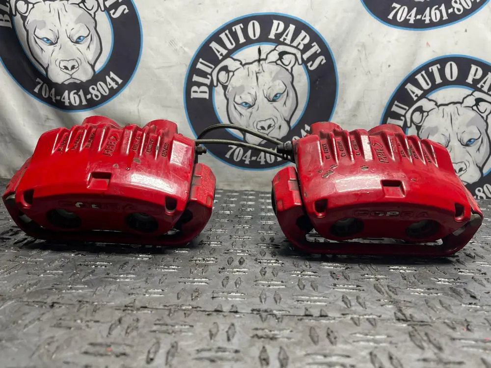 2003-04 Ford Mustang Svt Cobra Front Brake Caliper Set 287 1