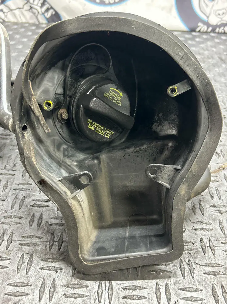 2003-04 Ford Mustang Svt Cobra Fuel Filler Neck- Missing Tip 287 2