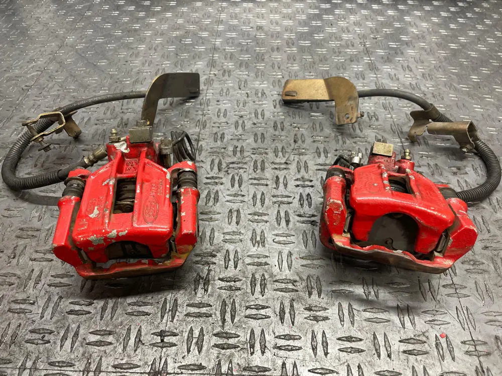 2003-04 Ford Mustang Svt Cobra Oem Rear Brakes Pair- Red 287 1