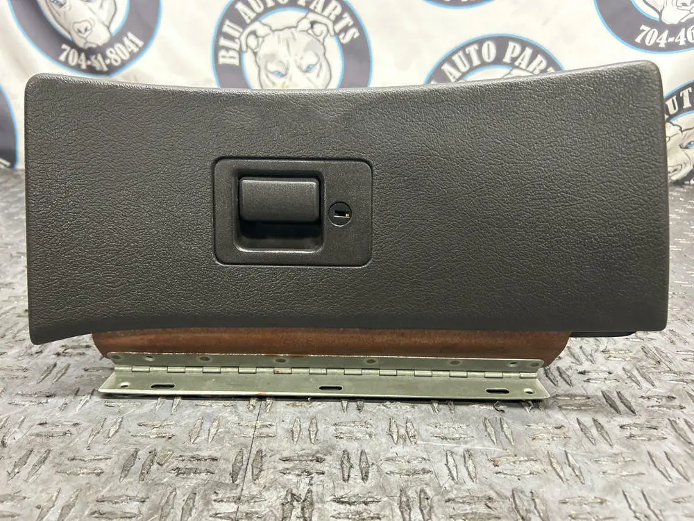 2003-04 Ford Mustang Svt Cobra Oem Glovebox 287 1