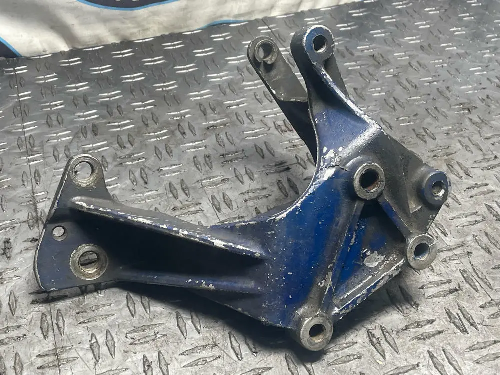 1987-93 Ford Mustang Gt/Lx Alternator & Smog Pump Bracket 1