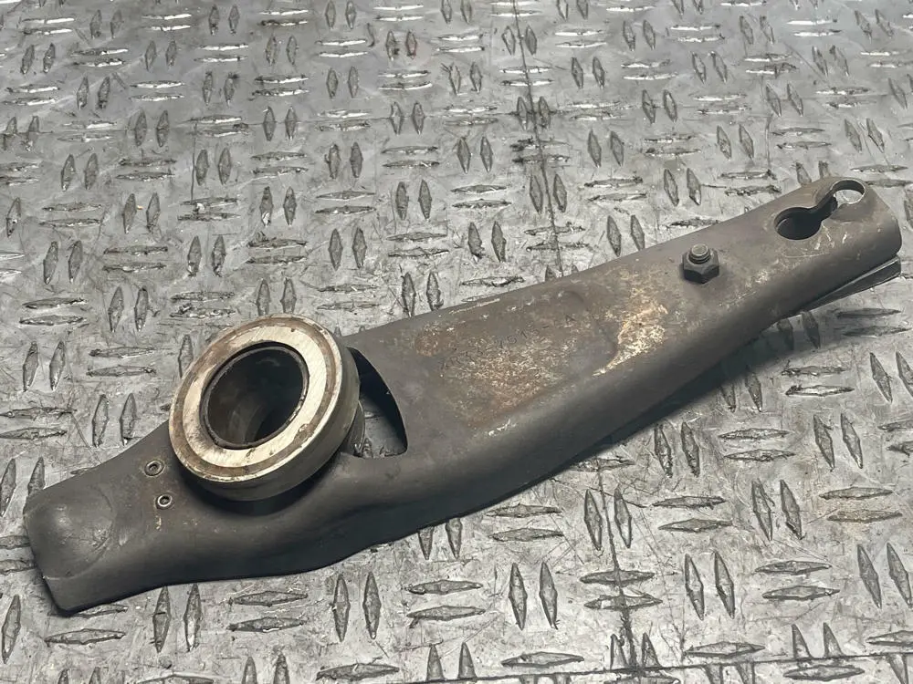 1999-04 Ford Mustang Gt/Svt Cobra Tremec Tr3650/T56 Clutch Fork 1