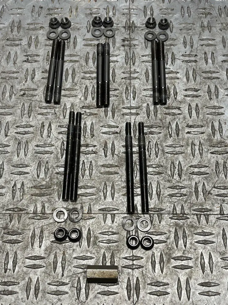 1996-04 Ford Mustang Svt Cobra Arp Main Cap Studs & Hardware- Iron Block Mains 1