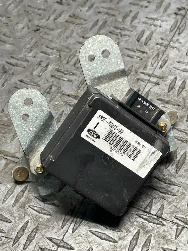 2003-04 Ford Mustang Svt Cobra Fuel Pump Driver Module (Fpdm) 288 1