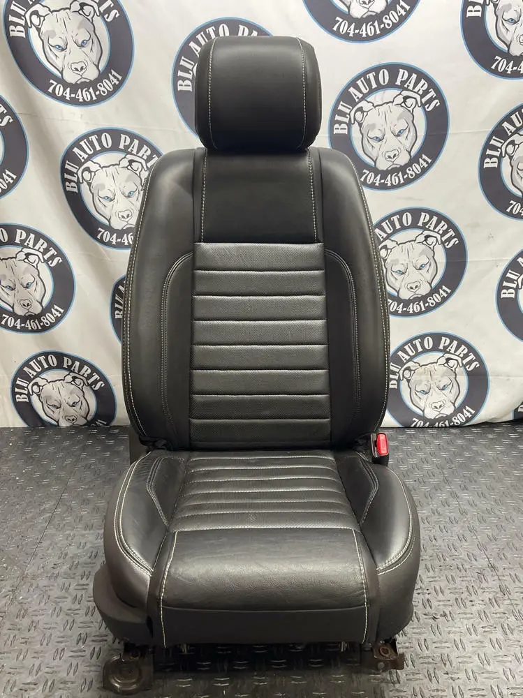 2011-14 Ford Mustang Gt Rh Passenger Leather Seat 33K Miles 290 1