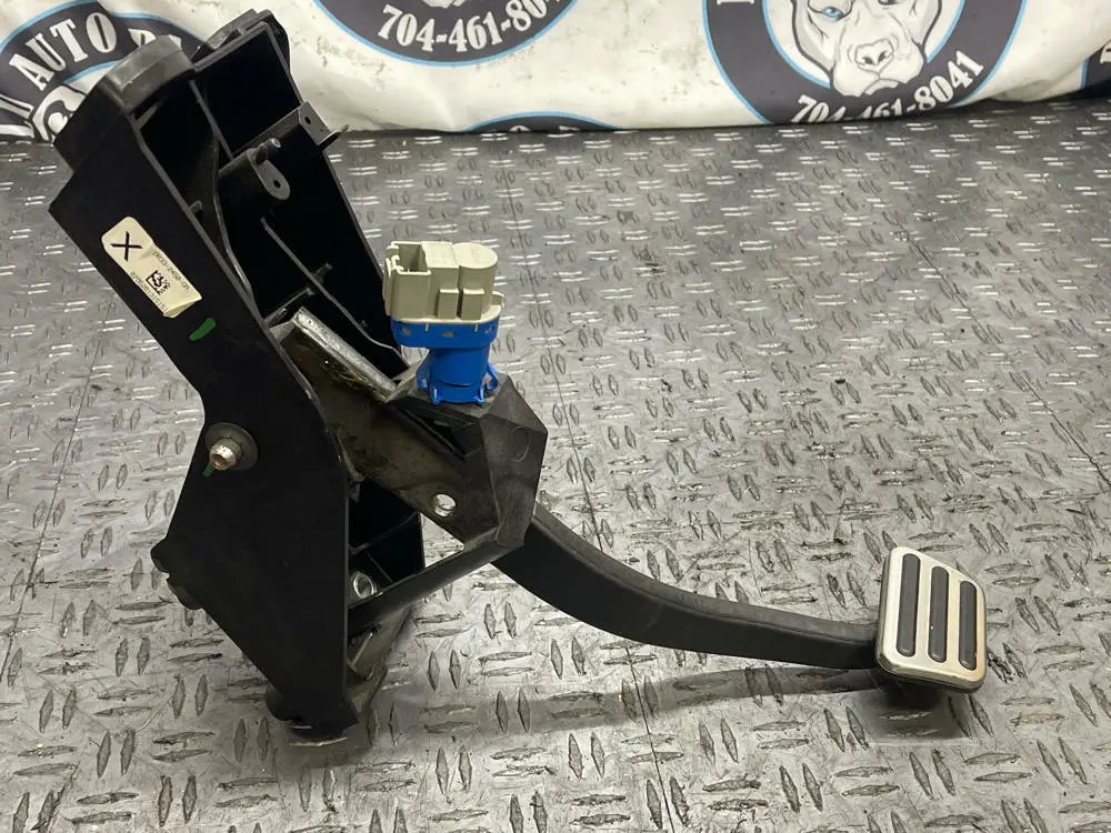 2011-14 Ford Mustang Gt Brake Pedal Assembly 33K Miles 290 2
