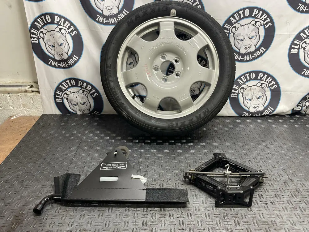 2011-14 Ford Mustang Spare Tire Kit 33K Miles 290 1