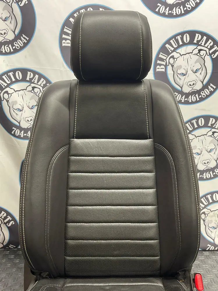 2011-14 Ford Mustang Gt Rh Passenger Leather Seat 33K Miles 290 2
