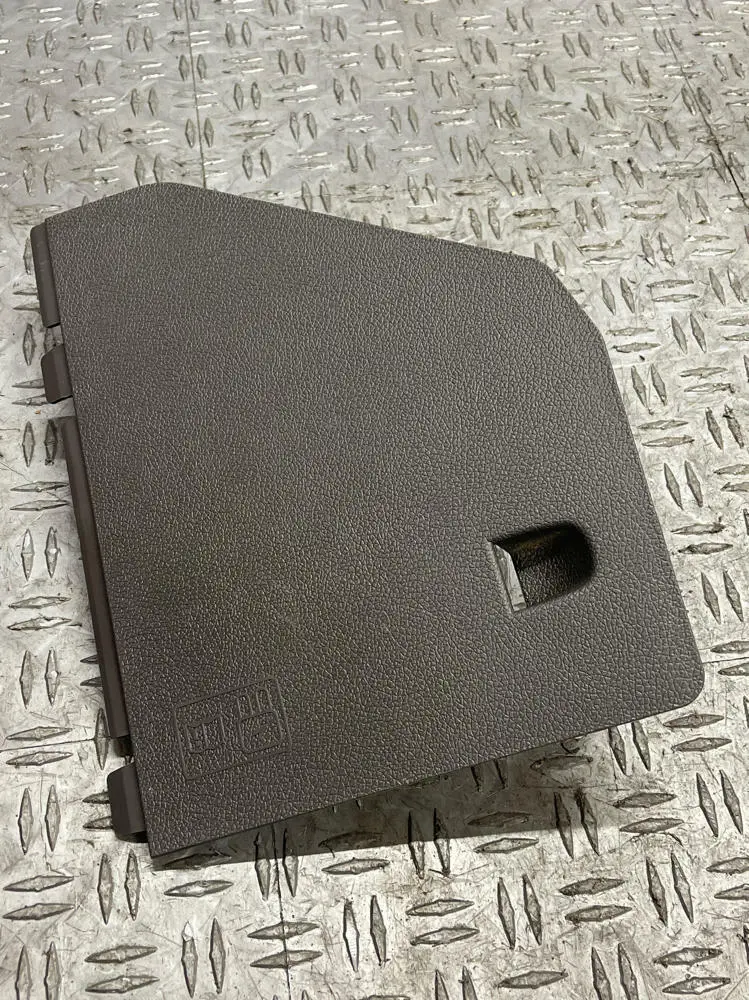 2011-14 Ford Mustang Interior Fuse Box Cover 290 1