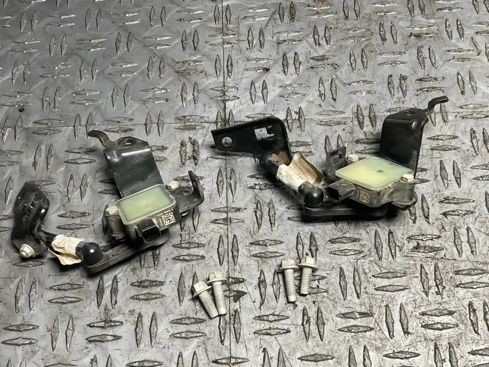 2018-23 Ford Mustang Mach One Magneride Rear Accuators Pair 291 1