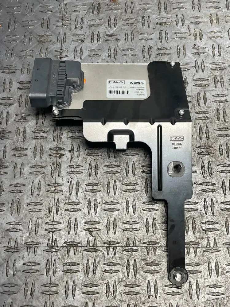 2018-23 Ford Mustang Mach One Magnaride Actuator Control Module Lr3v-18B066-Ac 1