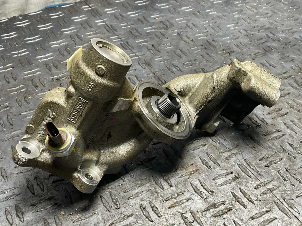 2018-23 Ford Mustang Mach One Engine Oil Filter Housing 291 2