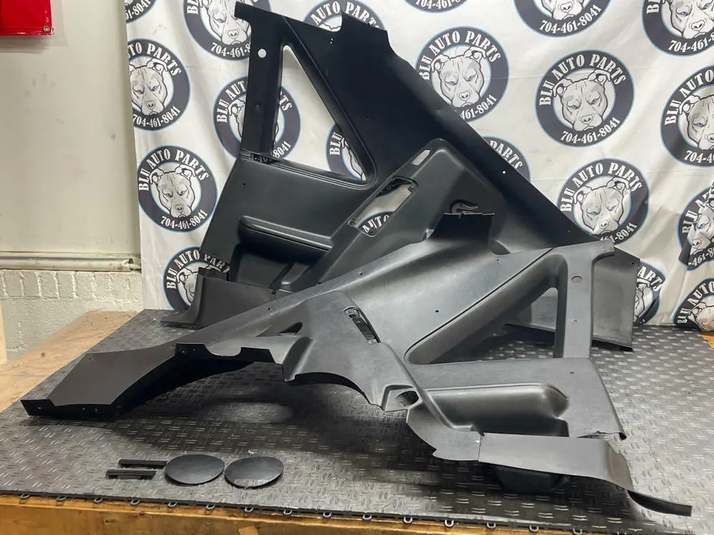 1987-93 Ford Mustang Black Hatchback Quarter Plastics Complete 117K Miles 289 1