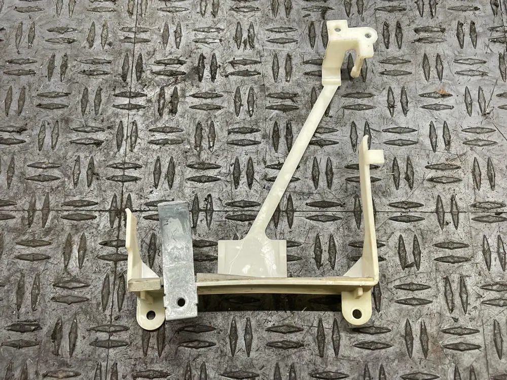 1987-93 Ford Mustang Ecu Cage Mounting Bracket 289 1