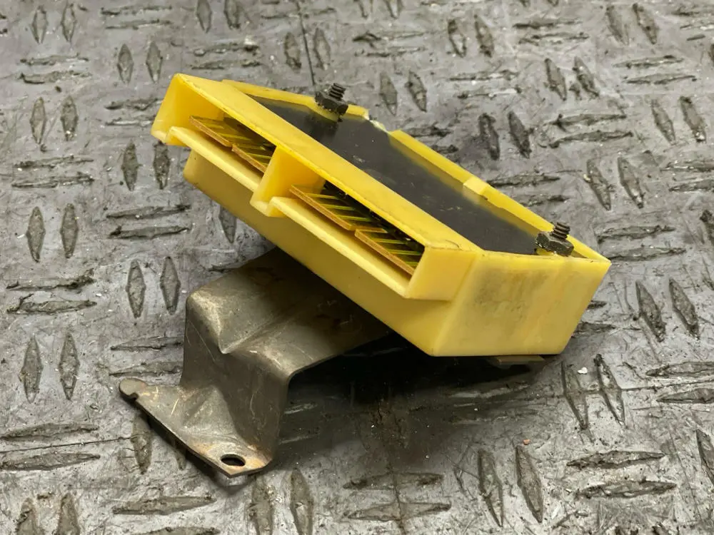 1987-93 Ford Mustang Cruise Control Module 289 1