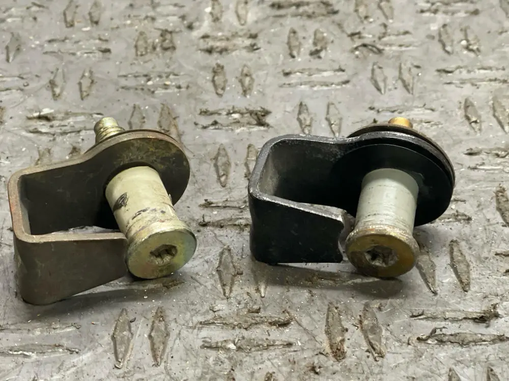 1987-93 Ford Mustang Door Strikers Pair 289 1