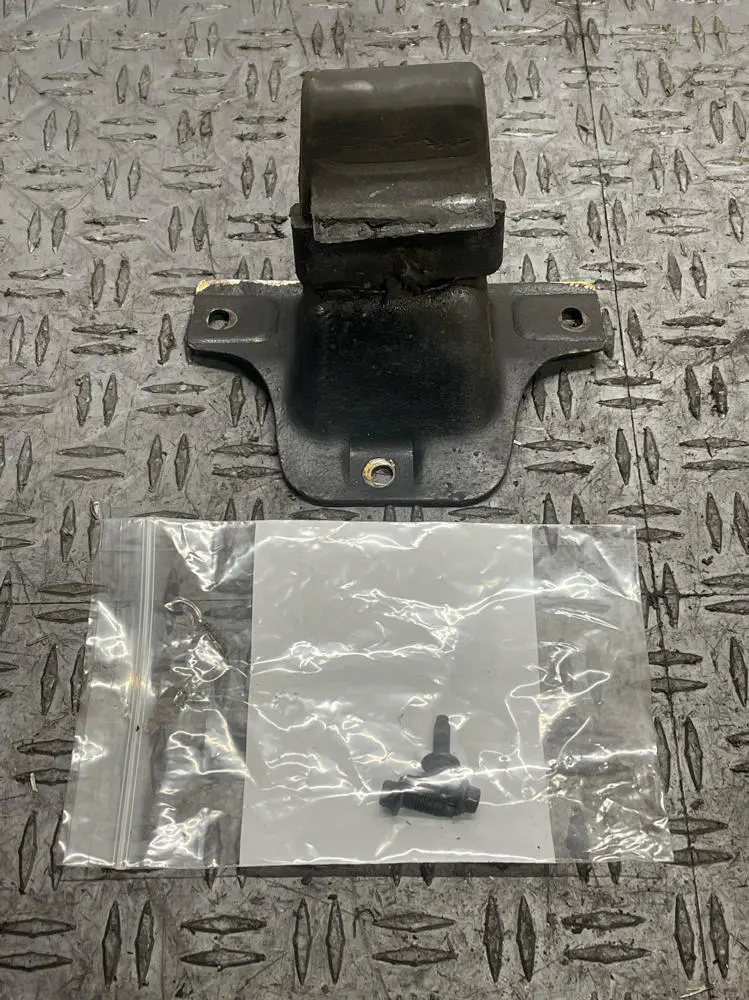 1987-93 Ford Mustang Rear Bump Stop- For 8.8 Axle 117K Miles 289 1