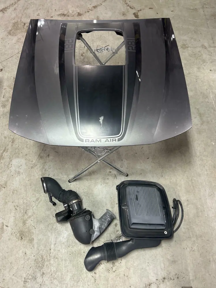 2003-04 Ford Mustang Mach One Hood & Shaker Set Up 19K Miles Dsg Paint Code Cx 1