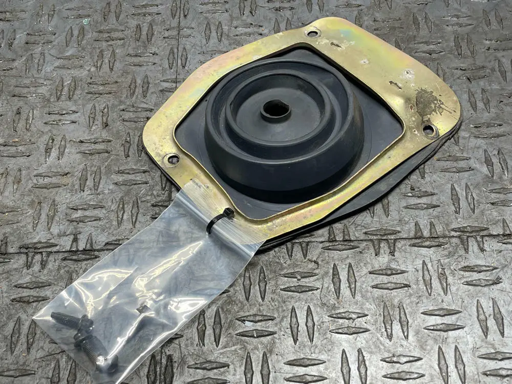 1999-04 Ford Mustang Roush Gt Oem Shifter Isolater Rubber & Plate- Nice 293 1