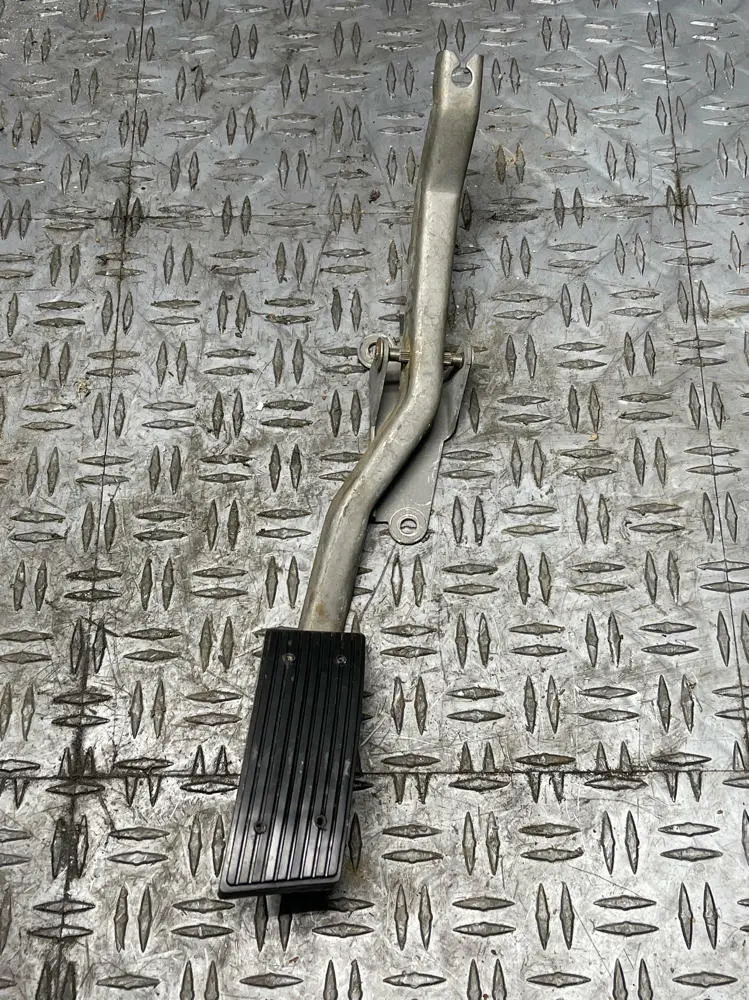 1999-04 Ford Mustang Roush Gt Oem Gas Pedal 293 1