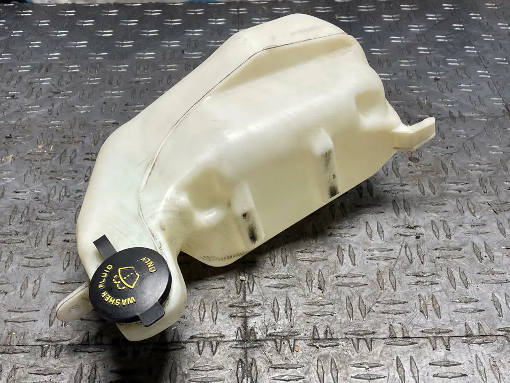 1999-04 Ford Mustang Roush Gt Oem Washer Fluid Reservoir 293 1