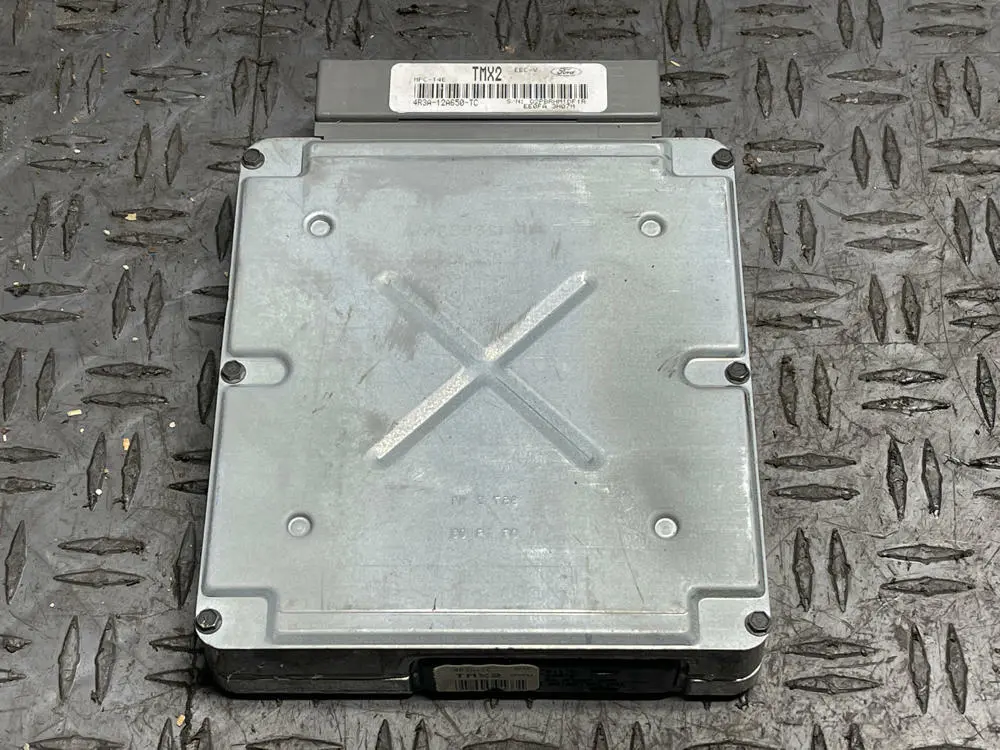 2003-04 Ford Mustang Mach One Ecu- Code Tmx2 19K Miles 296 1