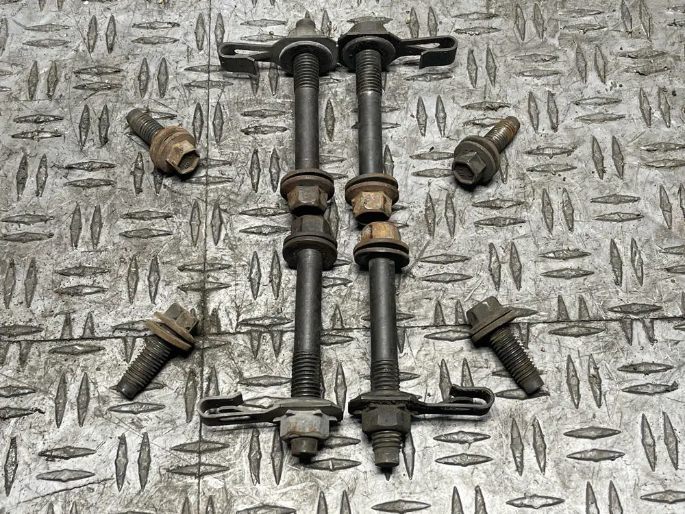 2003-04 Ford Mustang Mach One Oem K-Member Mounting Hardware 19K Miles 296 1