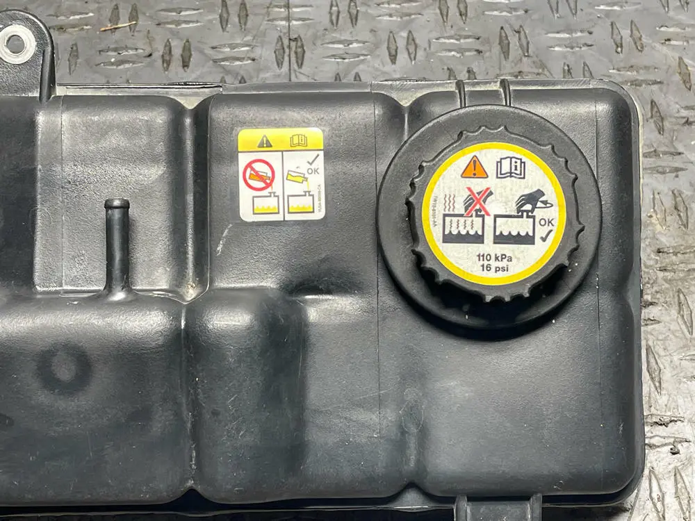 2003-04 Ford Mustang Mach One Oem Engine Coolant Reservoir 19K Miles 296 2