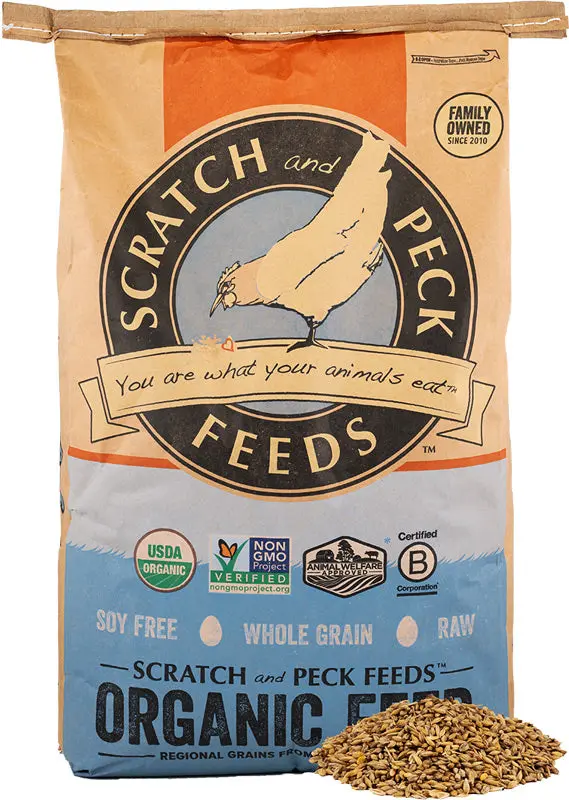 Scratch And Peck Feeds Cluckin’ Good Organic 3-Grain Scratch 1