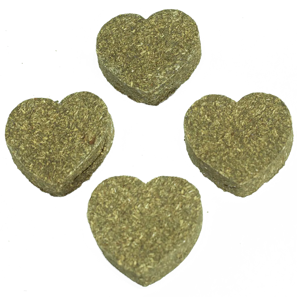 A & E Cage 4 Piece Heart Hay Chew Bites For Small Animal 1