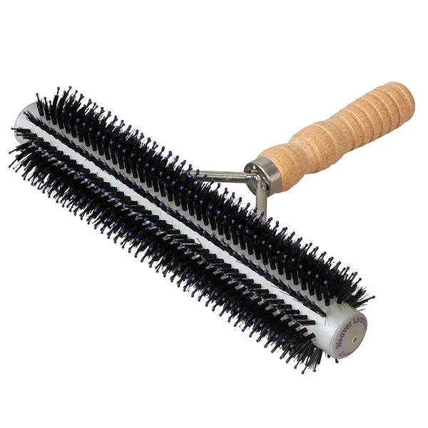 Weaver Leather Regular Wide Range Brush 1