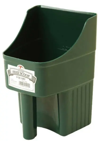 Little Giant 3 Quart Plastic Enclosed Feed Scoop 1