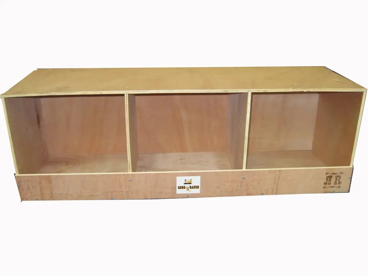 Rugged Ranch Rugg'egg' Ranch Triplex Nesting Box 1