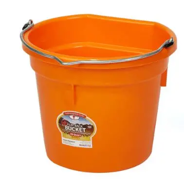 Miller 8 Qt Flat Back Plastic Bucket 1