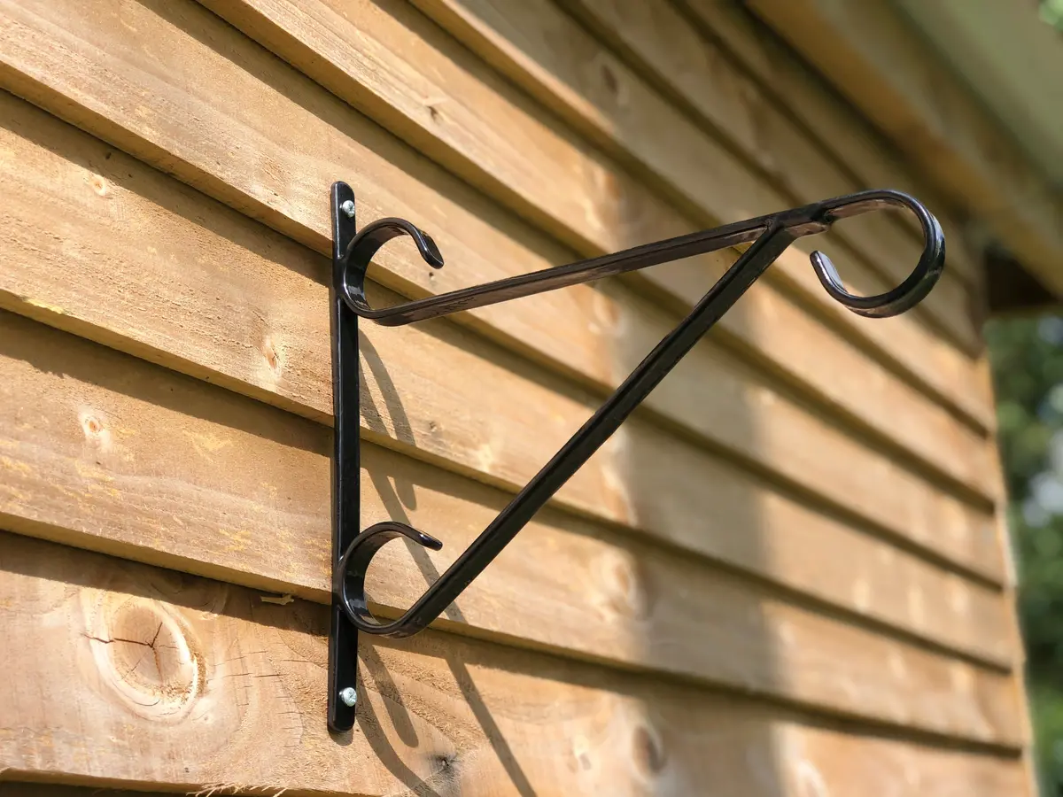 12"/14'' Wall Bracket 1