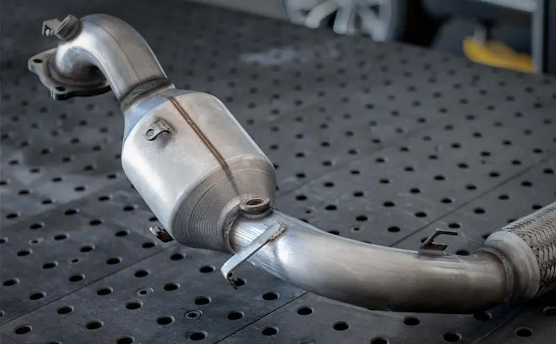 Magnaflow Direct-Fit Catalytic Converter For 2005–2006 Lincoln Navigator 5.4L – Passenger-Side Oem Replacement 2