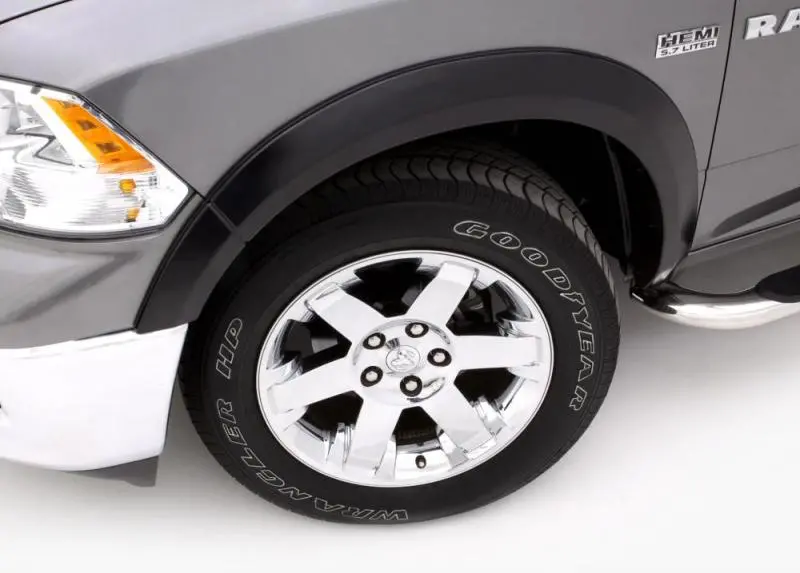 Lund Elite Series Smooth Fender Flares For 1999–2007 Chevrolet Silverado 1500 – Sx-Sport Style, 4-Piece, Black 1